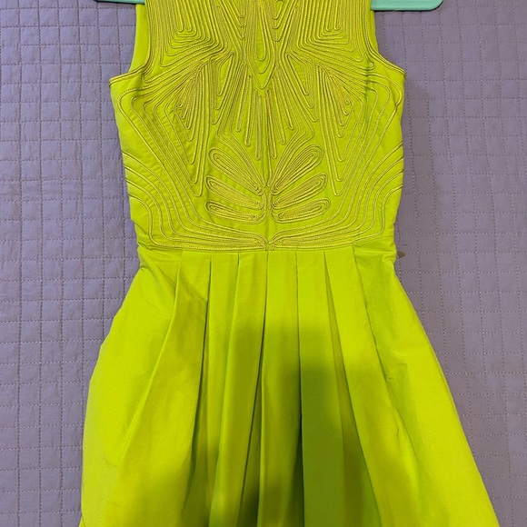 Elegant green Junior dress size 2 - Picture 4 of 5